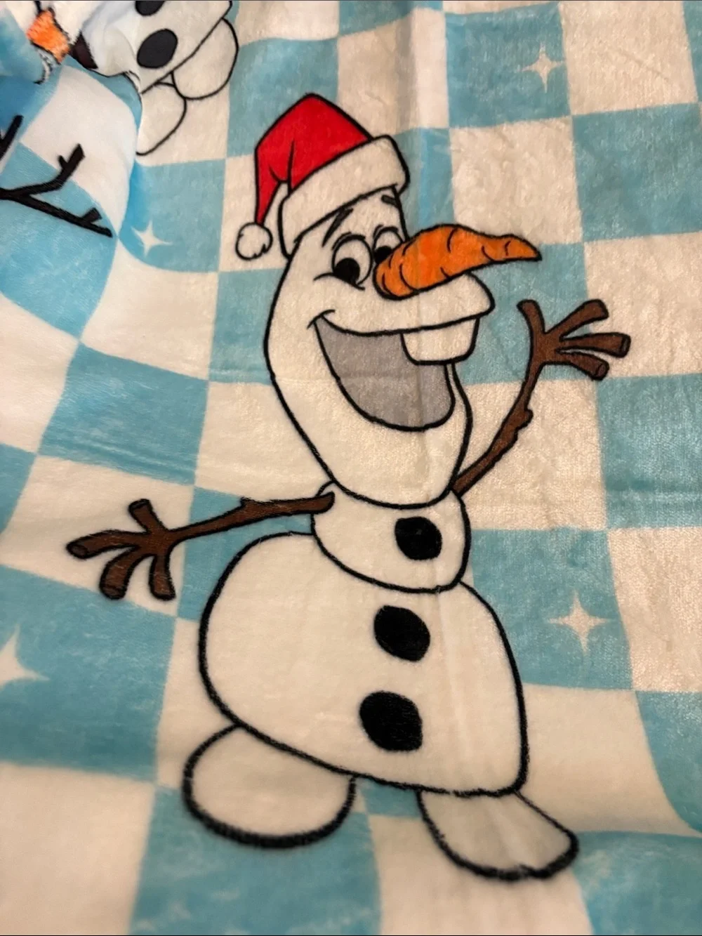 BAMBOO Blue & White Checkered Olaf Fleece Throw Blanket